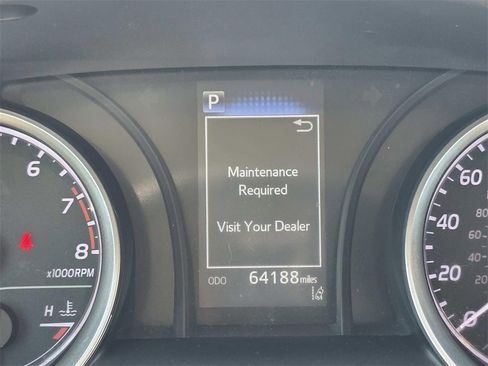 Used 2021 Toyota Camry LE image 12