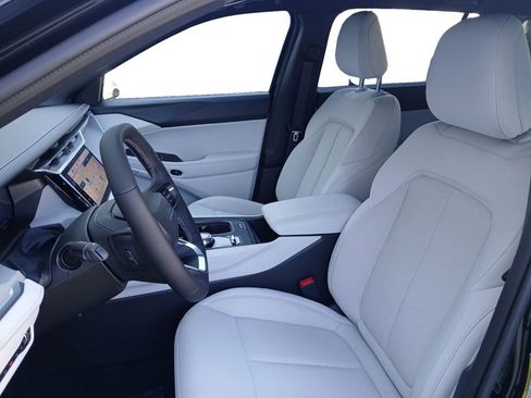 New 2026 Jeep Cherokee Laredo AWD/4WD image 19