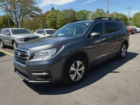 Used 2021 Subaru Ascent Premium w/ Convenience Package AWD/4WD image 4