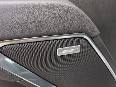 Used 2025 GMC Sierra 1500 SLT w/ SLT Premium Plus Package image 18