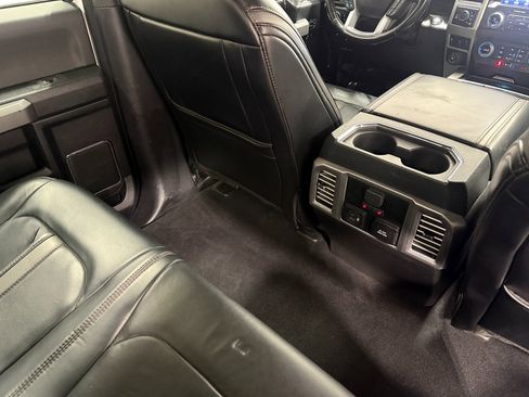 Used 2021 Ford F350 Platinum w/ Tremor Off-Road Package image 38