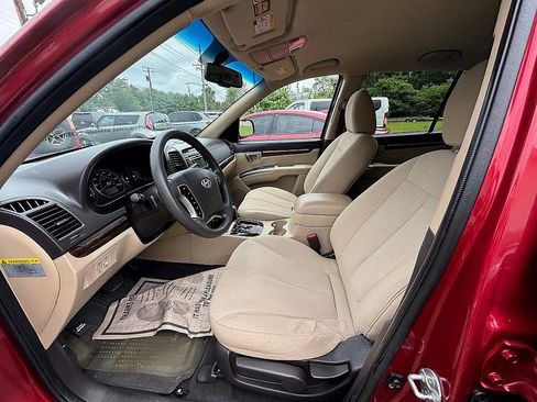 Used 2010 Hyundai Santa Fe GLS w/ Summer Event Pkg 21 image 6