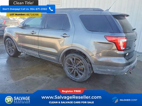 Used 2019 Ford Explorer XLT w/ Equipment Group 202A image 3
