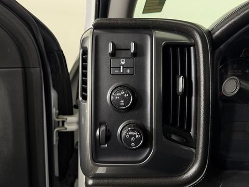 Used 2015 Chevrolet Silverado 1500 LTZ Z71 w/ LTZ Plus Package AWD/4WD image 15