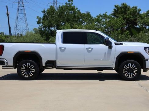 New 2026 GMC Sierra 2500 Denali Ultimate w/ Max Trailering Package AWD/4WD image 4
