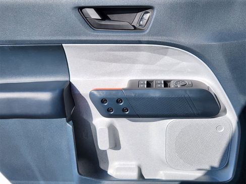 Used 2023 Ford Maverick XLT image 21