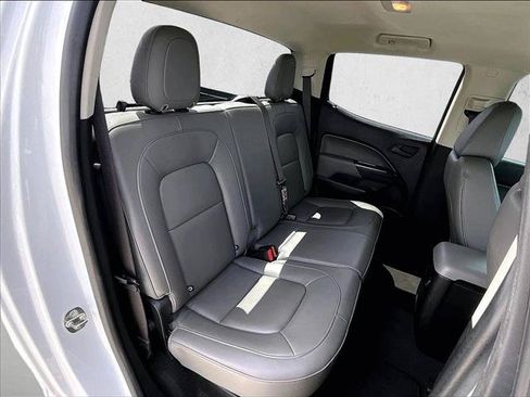 Used 2019 Chevrolet Colorado W/T RWD image 28