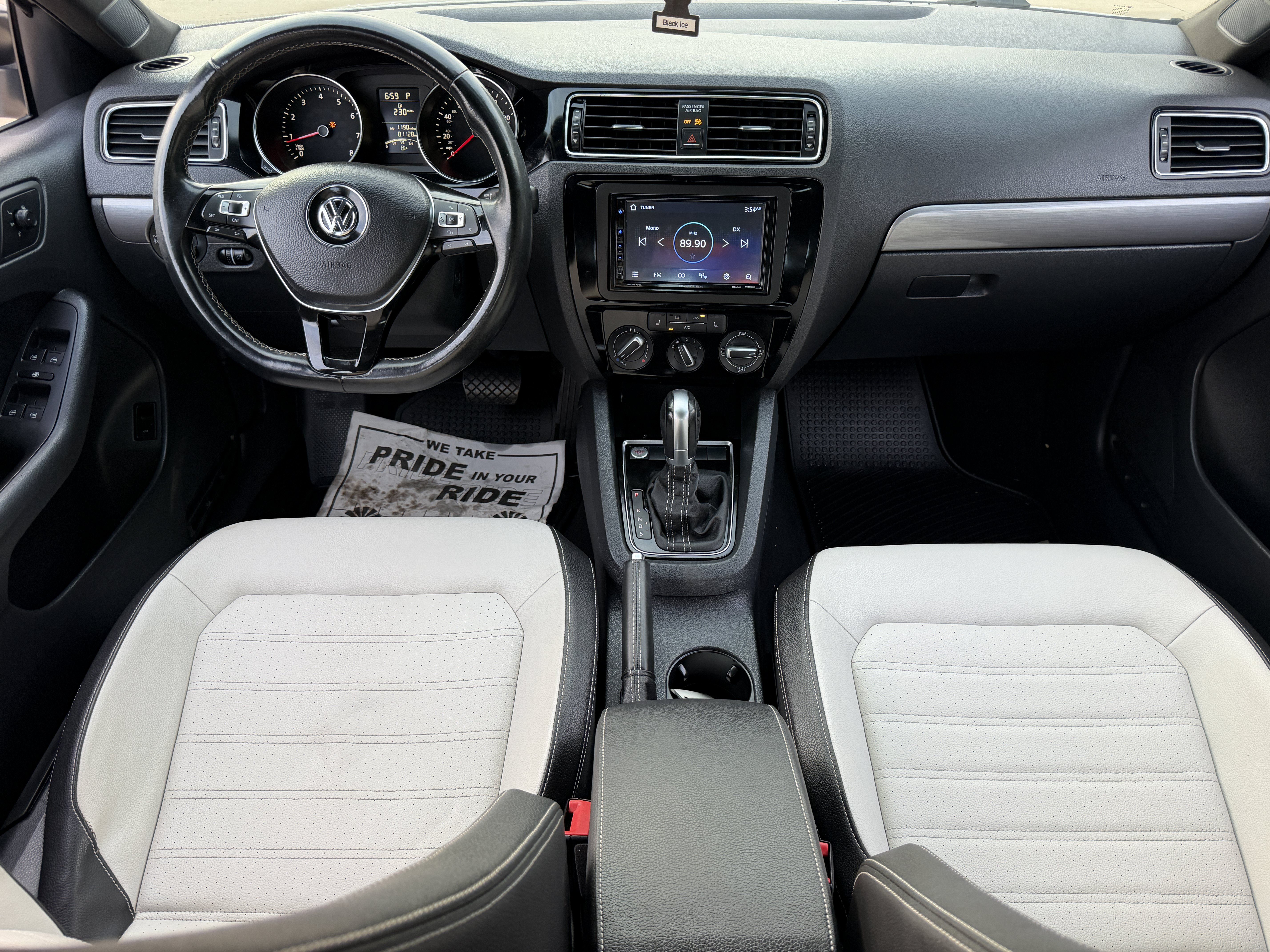 Used 2016 Volkswagen Jetta Sport FWD image 21