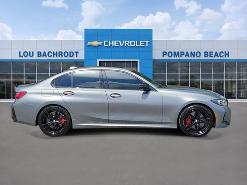 Used 2023 BMW 330i Sedan w/ M Sport Package RWD image 2