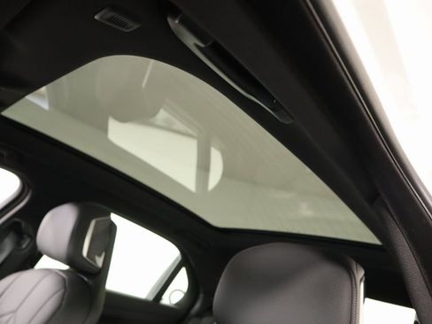 New 2025 BMW 740i xDrive image 16