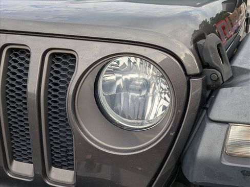 Used 2019 Jeep Wrangler Unlimited Rubicon w/ Safety Group AWD/4WD image 2