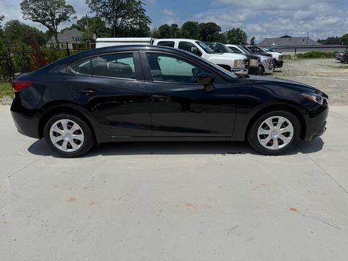 Used 2015 MAZDA MAZDA3 i Sport FWD image 6