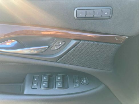 Used 2019 Cadillac Escalade Luxury w/ LPO, Radiant Package image 11