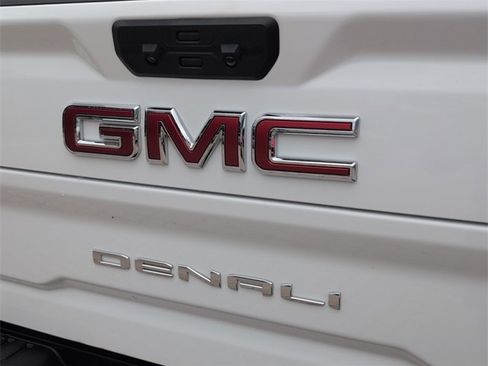 Certified 2024 GMC Sierra 2500 Denali w/ Denali Reserve Package image 15