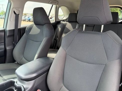 Used 2023 Toyota RAV4 LE FWD image 10