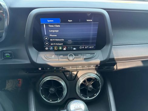 Used 2021 Chevrolet Camaro LT w/ RS Package RWD image 17