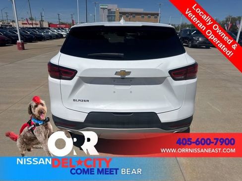 Used 2025 Chevrolet Blazer LT FWD image 4