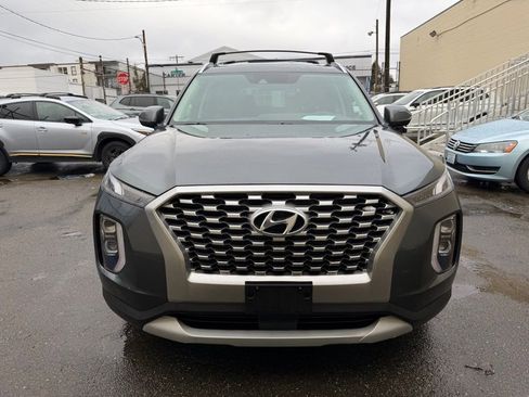 Used 2022 Hyundai Palisade SEL w/ Winter Package image 2