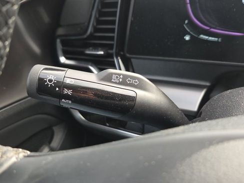 Used 2025 Kia Sportage EX image 41