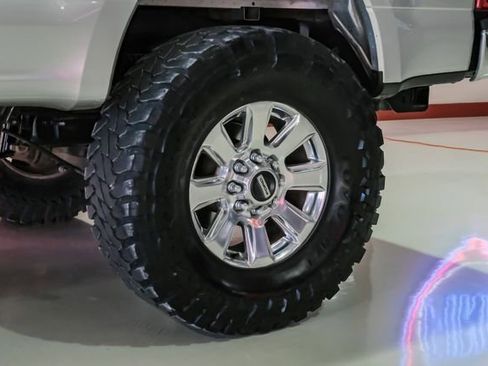 Used 2019 Ford F250 Lariat w/ Lariat Value Package image 50