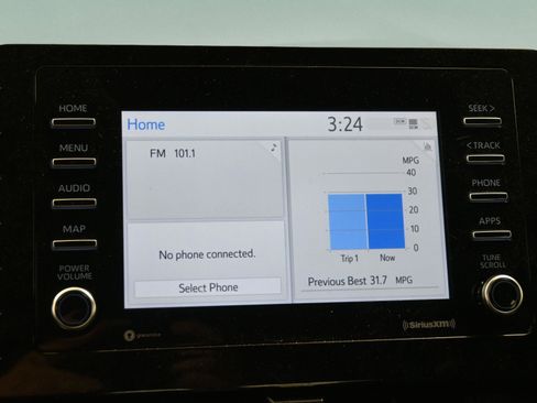 Used 2024 Toyota Camry SE image 28