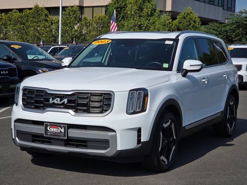 Used 2023 Kia Telluride S w/ S Sunroof Package AWD/4WD image 7