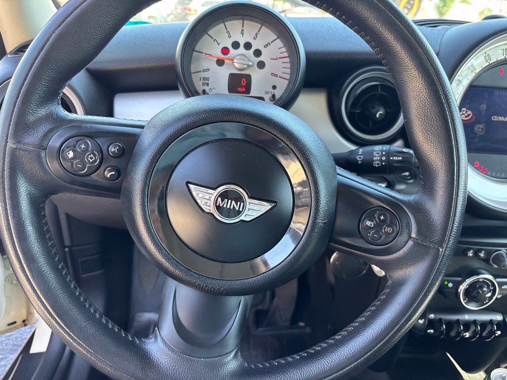 Used 2011 MINI Cooper Hardtop FWD image 15