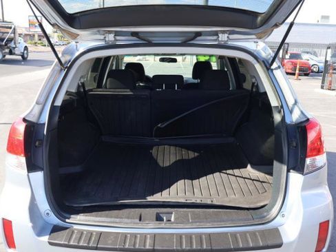 Used 2014 Subaru Outback 2.5i Premium AWD/4WD image 22