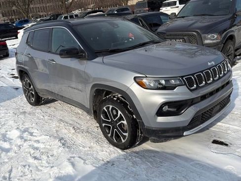 Certified 2024 Jeep Compass Limited image 1