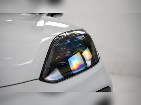 New 2025 Porsche Cayenne Turbo image 7