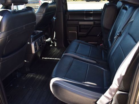 Used 2018 Ford F150 Raptor w/ Equipment Group 802A Luxury image 11