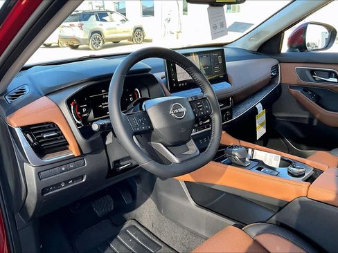 New 2026 Nissan Rogue Platinum w/ Tech Package image 8