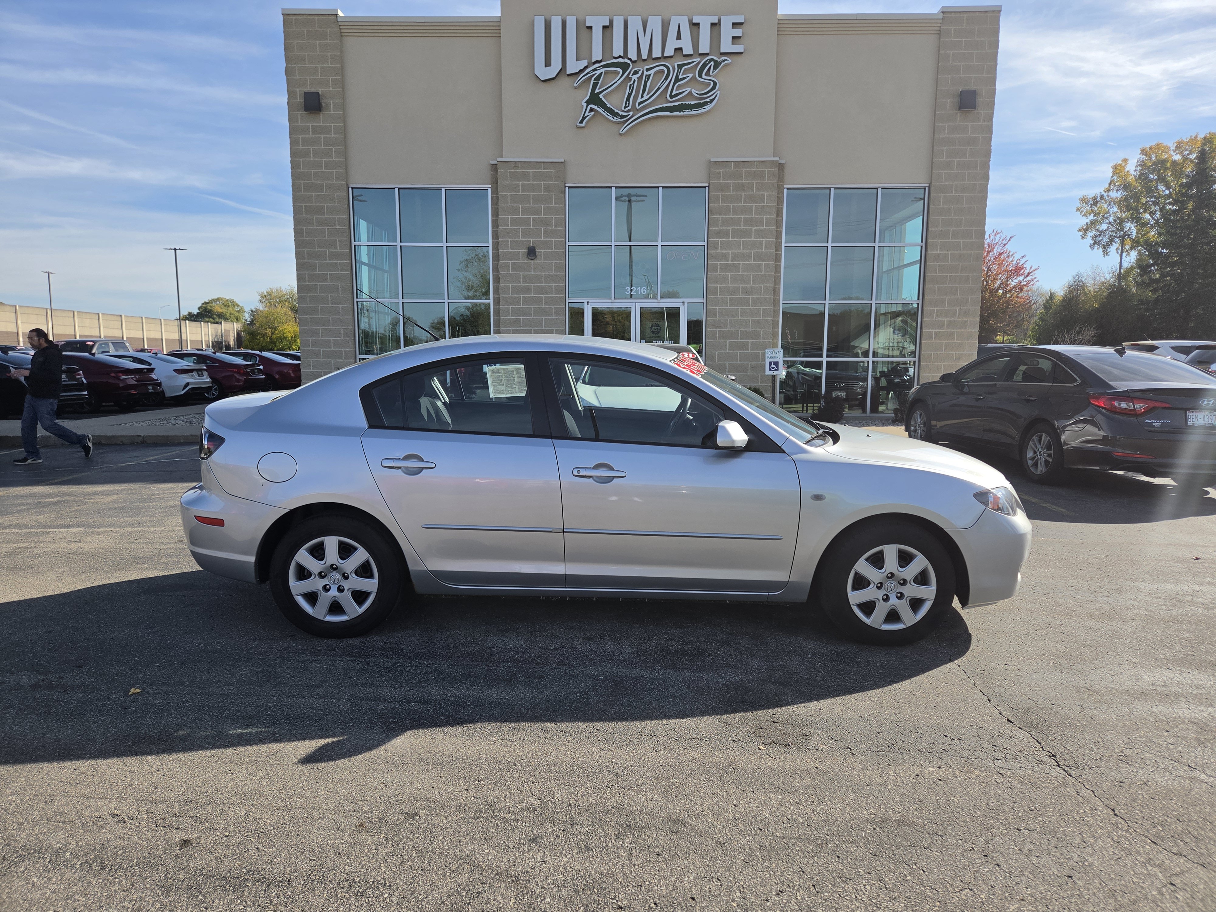 Used 2008 MAZDA MAZDA3 i Sport FWD image 1