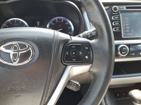 Used 2015 Toyota Highlander XLE AWD/4WD image 15