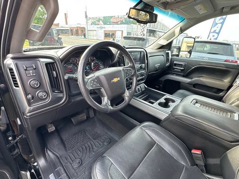 Used 2016 Chevrolet Silverado 2500 LTZ w/ LTZ Plus Package AWD/4WD image 18