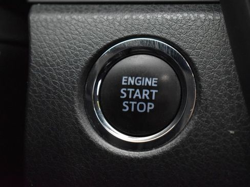 Used 2024 Toyota Camry XSE FWD image 18