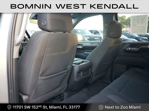 Used 2024 Chevrolet Silverado 1500 RST image 17