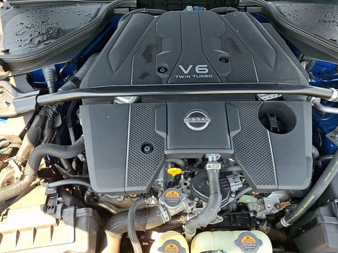 Certified 2024 Nissan Z Performance w/ Floor Mat Package RWD image 29