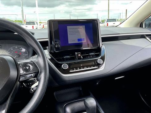 Used 2024 Toyota Corolla LE image 7