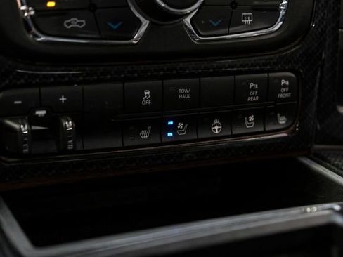 Used 2014 RAM 1500 Laramie w/ Convenience Group image 57