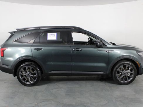 Used 2022 Kia Sorento SX Prestige w/ Rust Color Package image 13