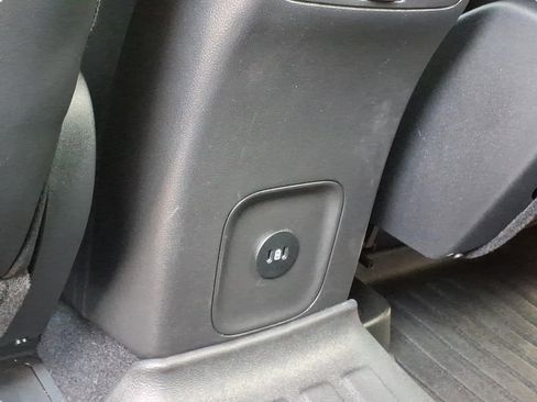 Used 2026 Ford Escape ST-Line w/ Tech Pack #1 FWD image 20