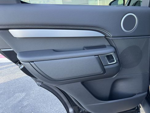 New 2026 Land Rover Discovery Limited Edition AWD/4WD image 31