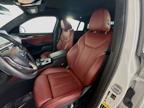Used 2023 BMW X4 xDrive30i image 22