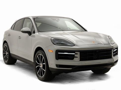 New 2026 Porsche Cayenne image 33