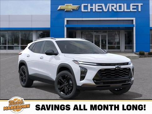 New 2026 Chevrolet Trax ACTIV w/ Sunroof Package image 7