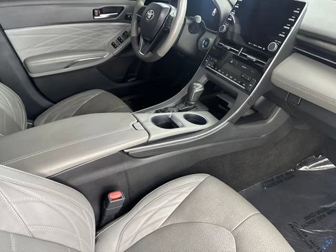 Used 2019 Toyota Avalon Limited w/ Advanced Safety Package FWD image 21