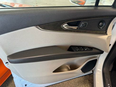 Used 2020 Lincoln Nautilus Reserve w/ Equipment Group 201A image 20