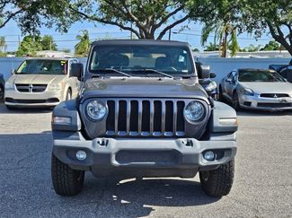 Used 2018 Jeep Wrangler Sport AWD/4WD video 2