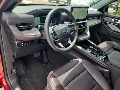 Used 2026 Ford Explorer Platinum RWD image 20